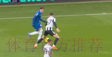 英超-切尔西连追两球2-2纽卡 詹姆斯任意球门将助攻