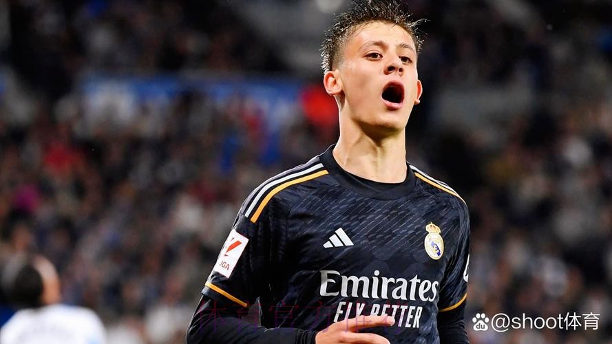 居莱尔出场达50次 皇马要向费内巴切支付400万欧 居莱尔出场达50次 皇马要向费内巴切支付400万欧